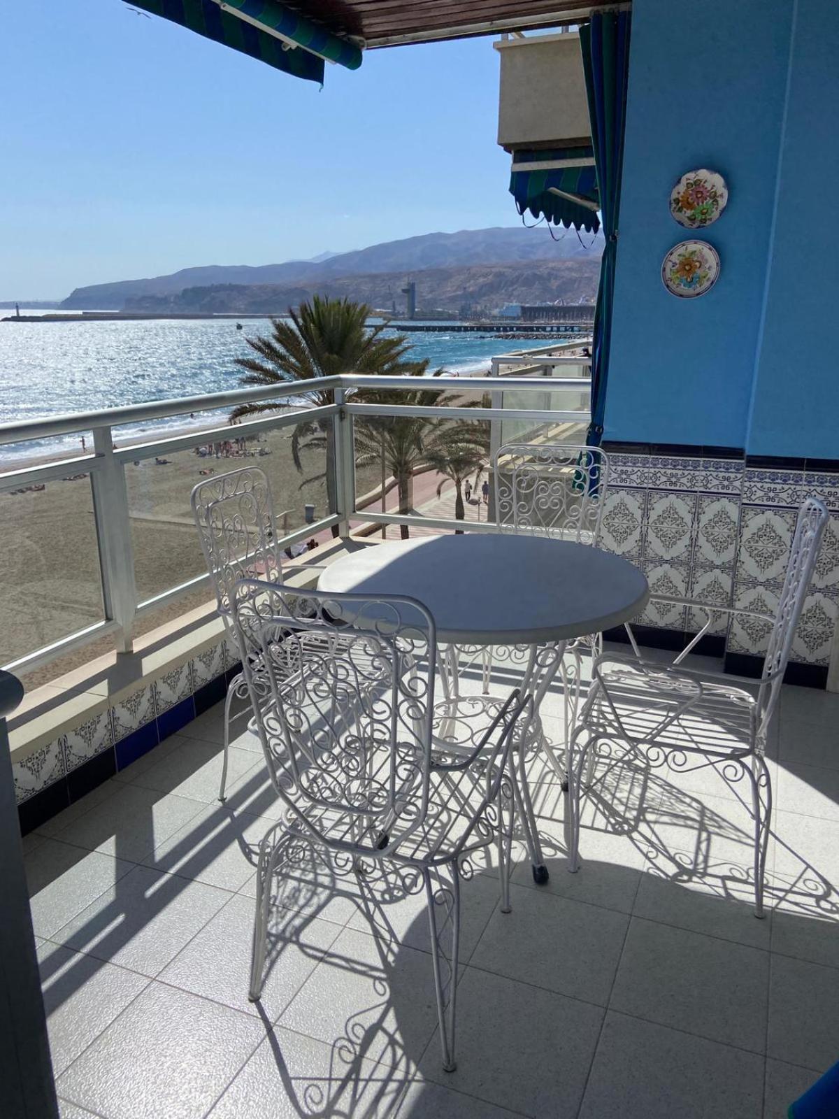 Apartment Vivir En La Puerta Del Mar *